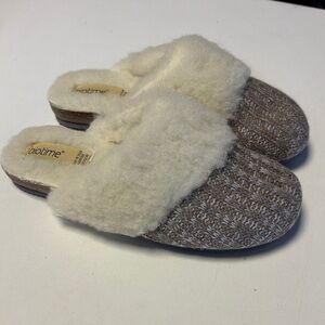 Women's Cozy Brown Slippers